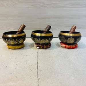 Bol sonore de chakra artisanal en métal bronze de tous les jours pour l'outil de pratique quotidienne traditionnelle d'alignement - Product Image 3