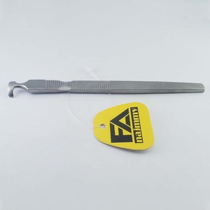 High Quality Single End Nail <b>Scraper</b> Stainless Steel Beauty Tool with <b>Plastic</b> Material - Product Image 5