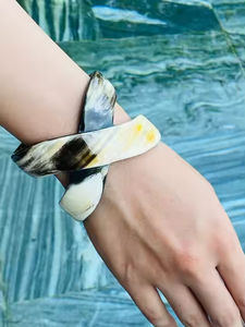 กำไลข้อมือเขาควายทำด้วยมือแบบใหม่เครื่องประดับสร้อยข้อมือสีธรรมชาติพร้อมกำไลลูกปัดสไตล์โดยงานฝีมือรูปพระจันทร์เสี้ยว - Product Image 5