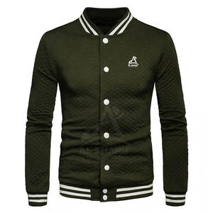 Chaquetas Varsity de Invierno Impermeables y Ecológicas de la Mejor Calidad para Hombre, Ropa Casual para Exteriores con Cuello Alto y Logotipo Frontal - Product Image 1