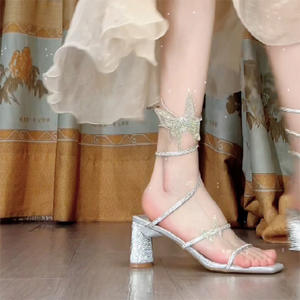 Nouvelles chaussures Mary Jane de style français printemps-été, ballerines rétro britanniques à semelle épaisse en cuir, chaussures à talons hauts élégantes et cool - Product Image 3