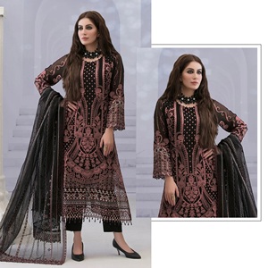 Costume pakistanais exclusif pour femmes avec broderie élégante en viscose multi-fils et détails Zarkhan pour les fêtes de mariage - Product Image 1