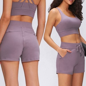 Nouveau short de sport taille basse sans couture Scrunch pour femme Short de course à compression avec motif solide de contrôle du ventre - Product Image 6