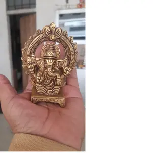 Fait sur mesure petit mini ganesh sculpté à la main en laiton idoles idéal pour la revente et les cadeaux par la décoration de la maison et les magasins de temple