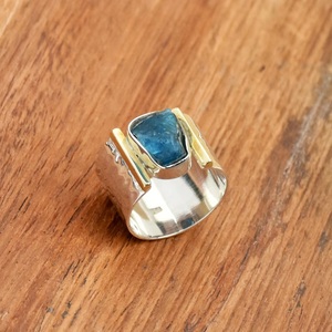 Bague Apatite brute en argent sterling 925 martelé deux tons déclaration bague faite à la main cadeau pour les femmes - Product Image 1