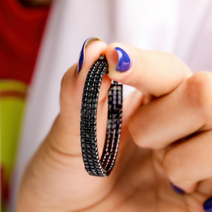 Boucles d'oreilles créoles diamant noir coupe ronde à la mode entièrement glacé Moissanite pour les bijoux de mode de fête des femmes - Product Image 3