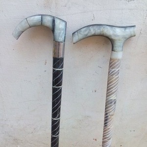 Hot Selling High Quality Customized Buffalo Horn <b>Walking</b> <b>Stick</b> Ox Horn with Left-Hand Orientation for Hiking - Product Image 1