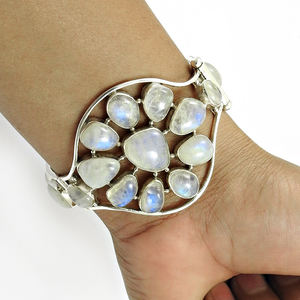 Pierre de lune arc-en-ciel naturelle en argent sterling 925 Design unique Dernière tendance Bracelet épais Bijoux faits main Fournisseurs de gros - Product Image 4