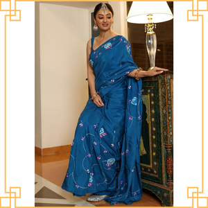 Saree con estampado floral de Georgette de diseño moderno de la mejor calidad para mujeres jóvenes Saree de moda y eventos casuales disponible para la venta - Product Image 3