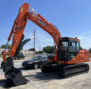 Excavadora Usada Doosan DX140LC-3 de Alta Calidad a Precio de Fábrica, Pocas Horas de Uso, Motor Potente, Equipo de Movimiento de Tierras de 14T en Venta - Product Image 1