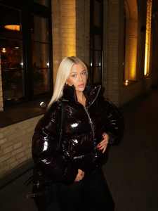 Veste matelassée brillante Trap Star en duvet d'hiver personnalisée 2026 pour femmes, vente en gros de vêtements de rue, vestes en duvet d'oie pour femmes - Product Image 5