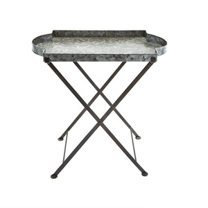 Table pliante vintage faite à la main en métal pour plateau thé café Table d'appoint en métal pour salon Table d'appoint en métal galvanisé Design classique - Product Image 1