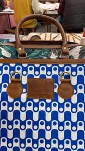 Étiquettes en cuir gaufré sur mesure adaptées aux sacs et aux bagages et peuvent être faites sur mesure dans vos tailles et avec votre logo - Product Image 4