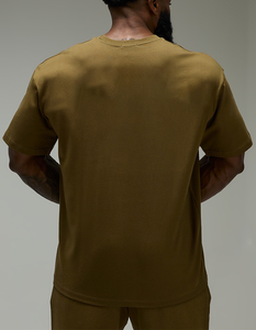 T-shirt pour homme rétro respirant haute performance, impression 3D en relief, spandex, col rond, streetwear personnalisé, hauts de gamme - Product Image 6