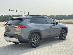 Nuevo/USADO Toyota RAV4 Limited 2024 con Cámara Trasera 360, Capacidad de Carga de 31-40T, Emisión Diésel/GAS, Automático - Product Image 4