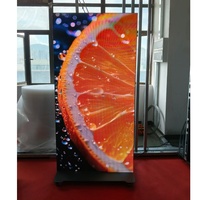 Écran LED pliable d'intérieur GOB P2.5 4K 800CD de luminosité élevée SMD2121 960x1920mm 3840Hz IP45 étanche avec garantie de 3 ans