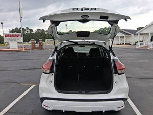 Nissan Kicks S 2024 Usado en Excelentes Condiciones - Product Image 5