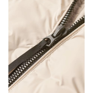 Veste matelassée personnalisée de qualité supérieure Solutions d'usine en gros et services de fabrication de créateurs de haute qualité confortables - Product Image 3