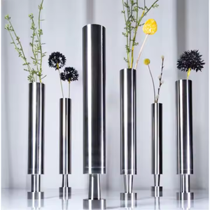 Florero de Metal hecho a mano decorativo de mesa para decoración de hogar y Hotel diseño moderno al por mayor por decor Impex - Product Image 2