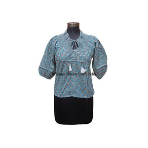 Hauts pour femmes vintage confortables et élégants avec imprimé floral, 100% coton, design respirant pour les femmes actives - Product Image 1