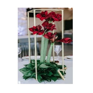 Centros de mesa de diseño simple con centros de mesa de latón de la más alta calidad Centros de mesa de tamaño y forma personalizados - Product Image 5