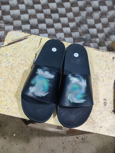 Sandalias de invierno de moda, ligeras y cómodas, con parte superior de mezclilla bordada, de PVC, con punta abierta, plantilla suave y transpirable, antideslizantes. - Product Image 1