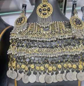 Conjunto de joyería étnica pashtún afgana Diseño raro con piedras de vidrio y cadenas colgantes de acero inoxidable para fiesta Islam religioso - Product Image 5