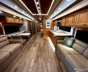 Autocaravanas Newmar Dutch Star Usadas de 2022, 2023 y 2024 a Precios de Mayoreo con Descuento para Aventureros - Product Image 2