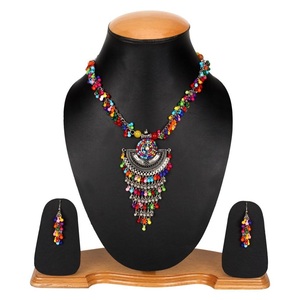 Robe de fête bohème multicolore élégante et stylée pour les occasions spéciales - Product Image 1