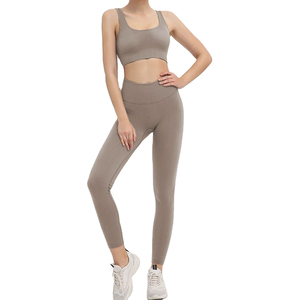 Conjunto de ropa de Yoga de talla grande a la moda, ropa deportiva de 2 piezas para mujer, Top corto, conjunto largo de Fitness para gimnasio, traje de Yoga - Product Image 1