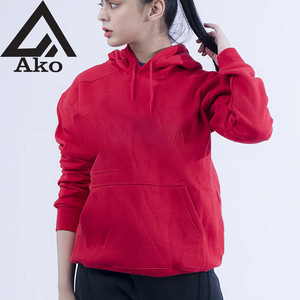 เสื้อฮู้ดผู้หญิงมีกระเป๋าหน้า สีสันทันสมัย ดีไซน์สปอร์ตและมีสไตล์ ให้ความรู้สึกสบายและทันสมัย เหมาะสำหรับใช้ในชีวิตประจำวัน โดย Ako - Product Image 1