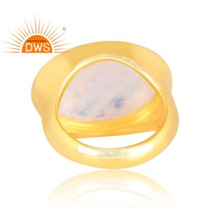 Bague faite à la main en plaqué or 18 carats, pierre de lune arc-en-ciel naturelle, bague de déclaration, fabricant de bijoux personnalisé - Product Image 4