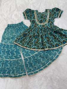 Kurti en coton tendance à imprimé floral menthe avec Sharara et Dupatta pour fête d'enfants - Product Image 3