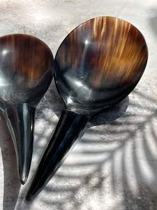 Cuillère en corne miniature de couleur noire et brune, design fantaisie, fabrication artisanale, écologique, pour le thé, la soupe, le sel, le lait, les condiments - Product Image 5
