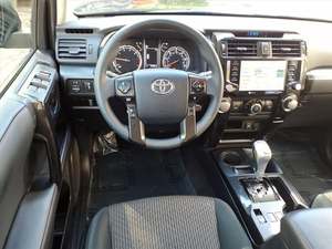 โตโยต้า ฟอร์จูนเนอร์ รุ่น TRD ออฟโรด ขับเคลื่อน 4 ล้อ ปี 2024 มือสอง - Product Image 3