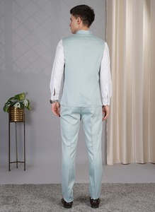 Traje de Tres Piezas Azul Claro para Hombre, Fabricación India, Elegante, para Fiestas de Oficina y Eventos Ceremoniales, Disponible al Mejor Precio - Product Image 4