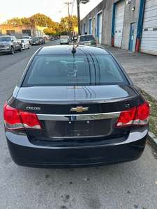 Clean 2020 GMC Suburban/Yukon XL SLT AWD conduite à gauche - Product Image 4