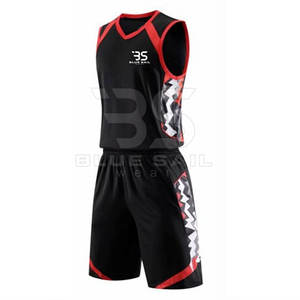Uniformes de basket-ball sur mesure avec tissu à mailles en polyester de haute qualité pour équipes sportives Uniforme de basket-ball personnalisé - Product Image 2