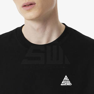 Camiseta de Hombre de Corte Regular y Estilo Moderno, Material de Poliéster/Algodón, Transpirable y de Secado Rápido, Nueva, para Uso en Exteriores, Hecha en Pakistán - Product Image 2