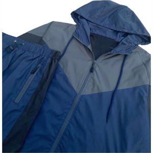 Survêtements en nylon pour hommes de haute qualité coupe-vent impression de logo personnalisé survêtements de sport légers à séchage rapide - Product Image 2