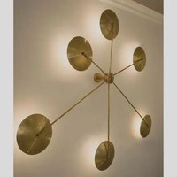 Lustre moderne style Kalmar, suspension étoile à six bras, dôme araignée, en laiton italien, montage encastré, design mi-siècle, pour maison et bureau