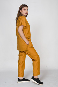 Mélange de polyester et de coton de haute qualité ensemble d'uniformes d'allaitement offre spéciale gommages d'allaitement imprimés avec logo personnalisé pour femmes à vendre - Product Image 4