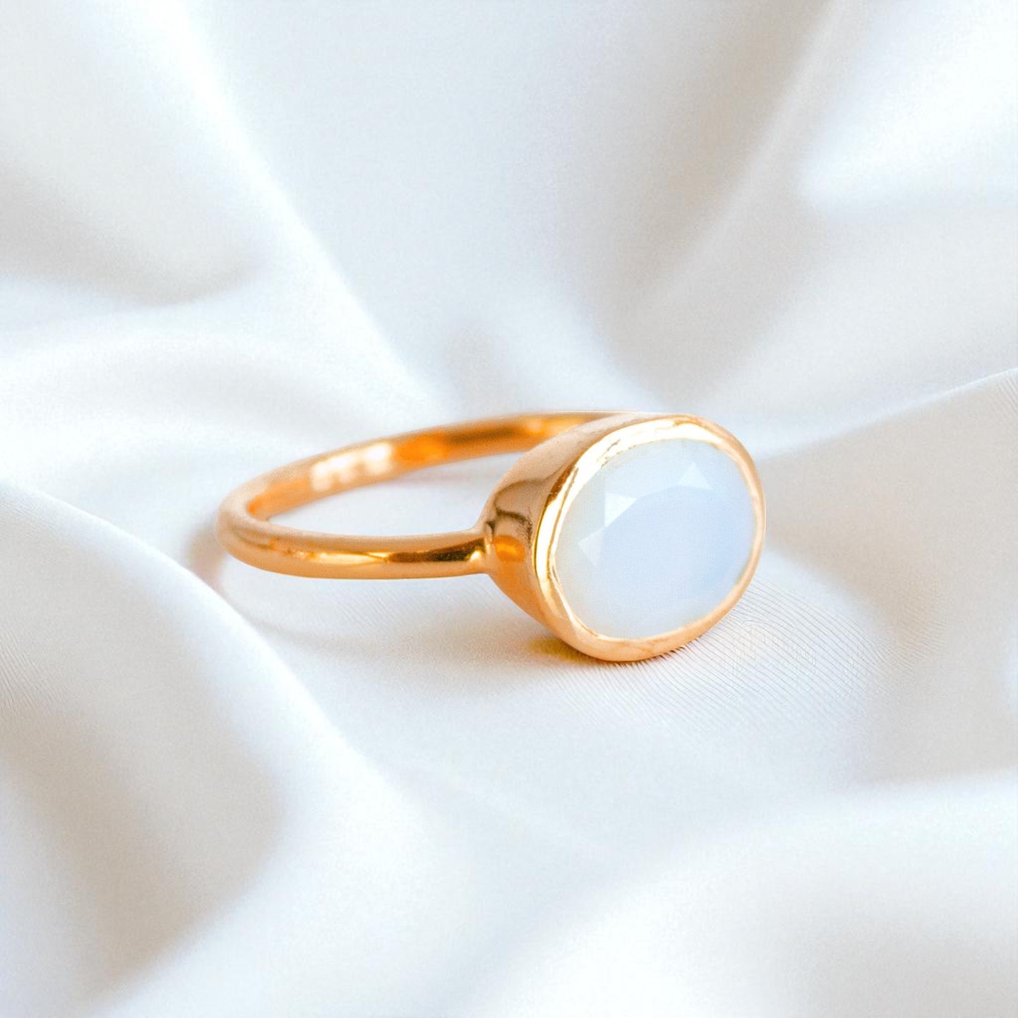 สีโรสโกลด์โอปอล