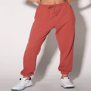 Top qualité femmes Joggers pantalons de survêtement pantalons de sport décontractés poches avant mi-hauteur pantalon respirant en gros - Product Image 4