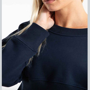 Otoño Invierno mujer sudadera recortada Color y tamaño personalizados cuello redondo Crop Tops pulóver sudaderas para mujeres OEM personalizado - Product Image 5