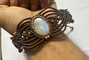 Pulsera de piedra lunar arcoíris de 20to25mm con forma ovalada de estilo bohemio hecha a mano, pulsera de Amistad personalizada, hilo de Color marrón para mujer - Product Image 3