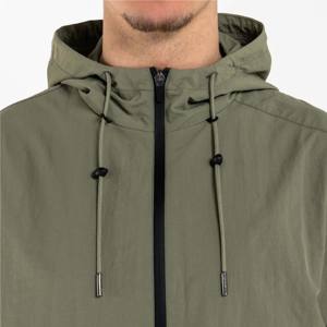 Veste Windrunner Premium pour homme avec technologie de séchage rapide et poignets élastiques pour un confort maximal - Product Image 3