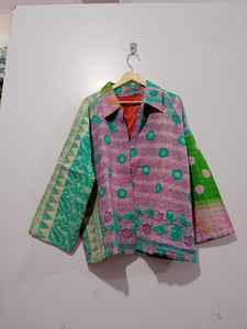 Fait à la main automne écologique respirant coton Kantha veste matelassée à manches longues col tournant bohème Vintage unisexe - Product Image 5