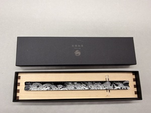 อุปกรณ์เครื่องเขียนสำหรับโรงเรียนขนาดสามเหลี่ยมวาดลายมังกร - Product Image 2