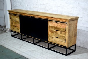 Buffet industriel moderne à portes coulissantes en manguier avec rangement pour la maison, le bar et la ferme - Product Image 2